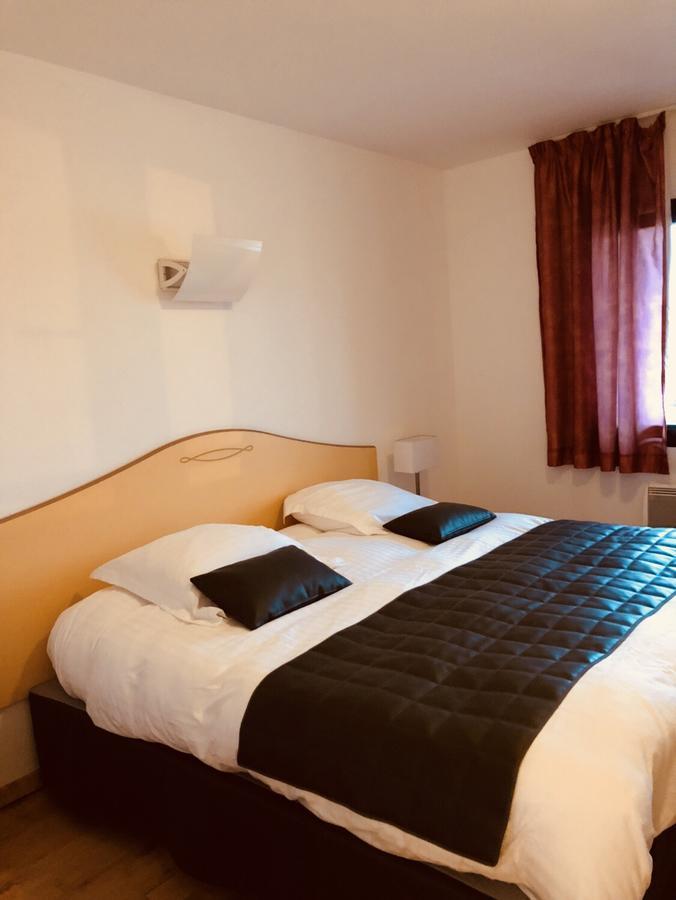 Le Champ Des Lys Hotel Amancey ภายนอก รูปภาพ
