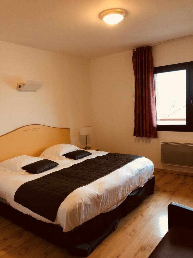 Le Champ Des Lys Hotel Amancey ภายนอก รูปภาพ